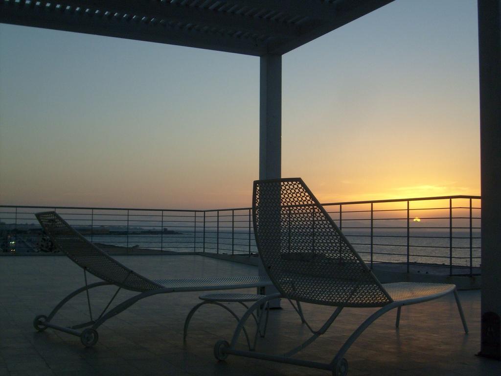 Brezza Di Grecale Aparthotel Trapani Eksteriør bilde