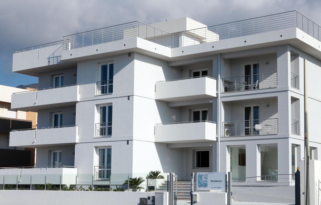 Brezza Di Grecale Aparthotel Trapani Eksteriør bilde
